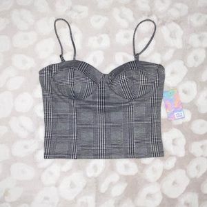 NWT Black and White Plaid Crop Top in Size Medium